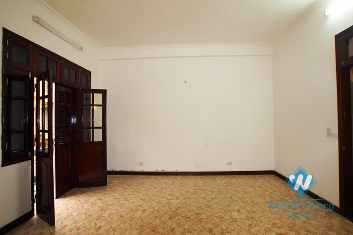 Beautiful house with quiet location for rent in Ba Dinh District, Hanoi